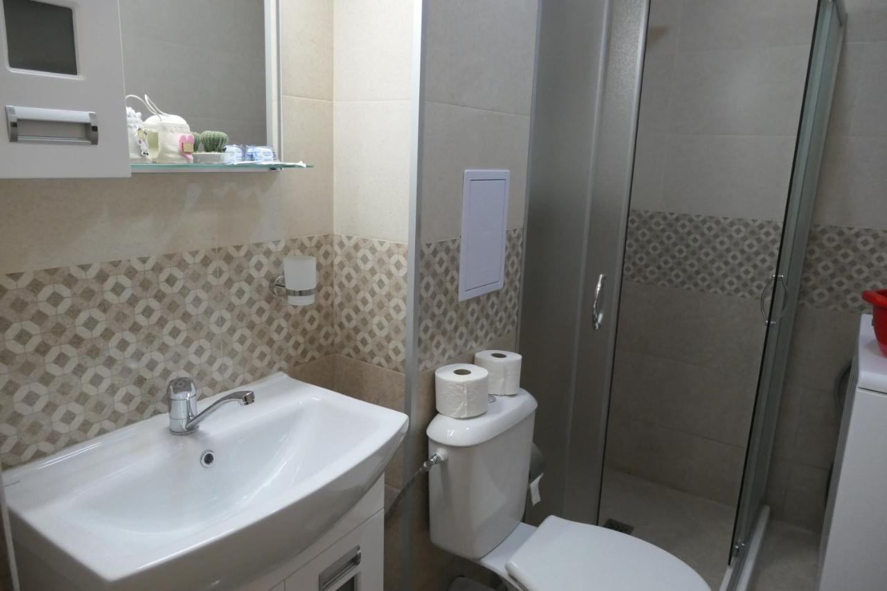 Appartamento Nikol 2 Deluxe Velingrad Esterno foto